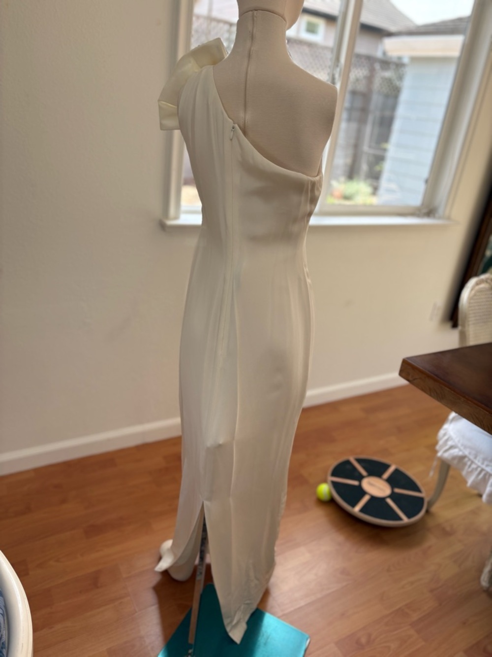 Marchesa One-Shoulder Ivory Gown with Jeweled Accent - Picture 3 of 4